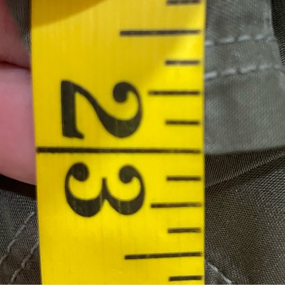 Nation LTD June Sateen V Neck Top Vintage Army Green Viscose Satin Women's XS - Picture 10 of 16